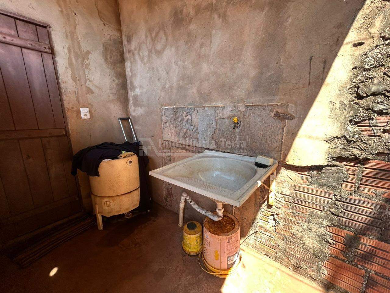 Casa com 4 quartos no Canaã III em Dourados/MS — foto 8