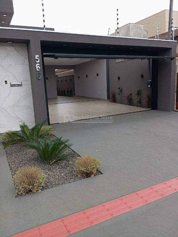 Casa com 3 quartos no Parque Alvorada em Dourados/MS — foto 2
