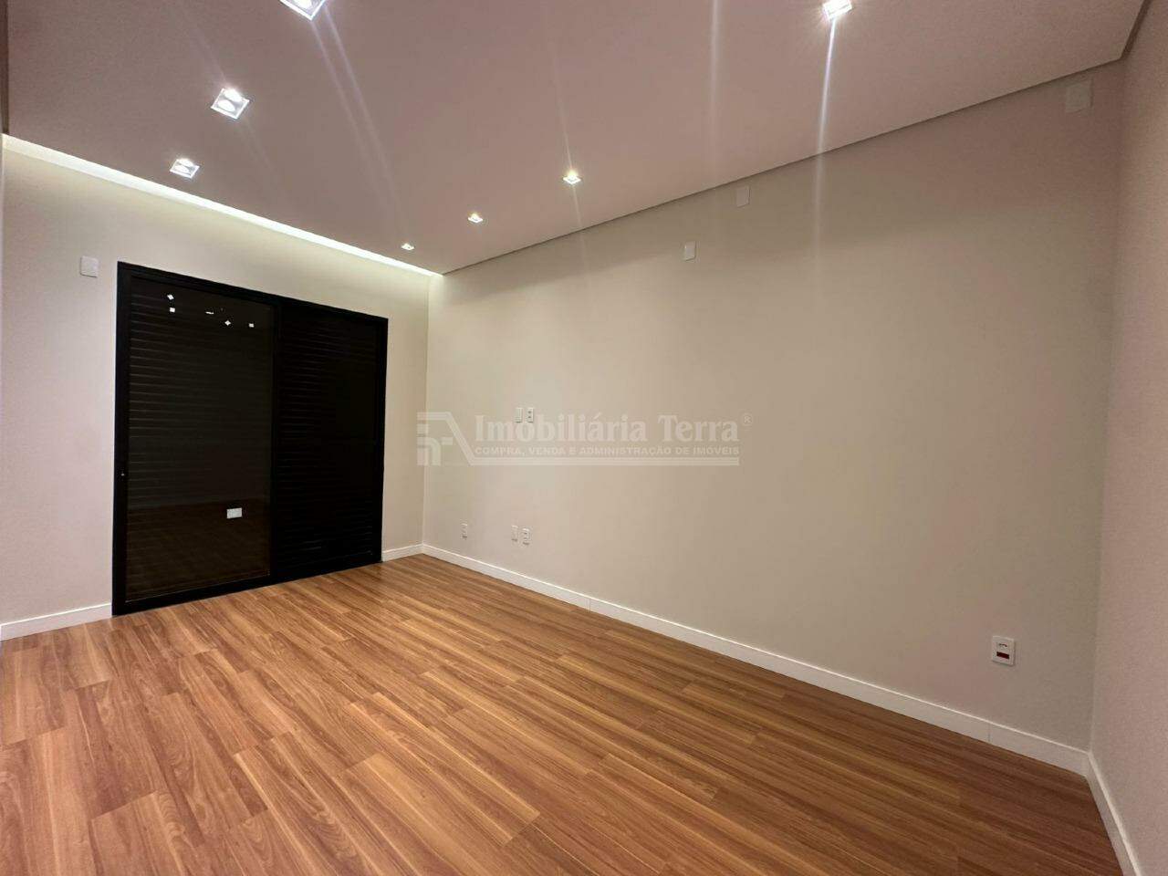 Casa com 3 quartos no Porto Royale em Dourados/MS — foto 6