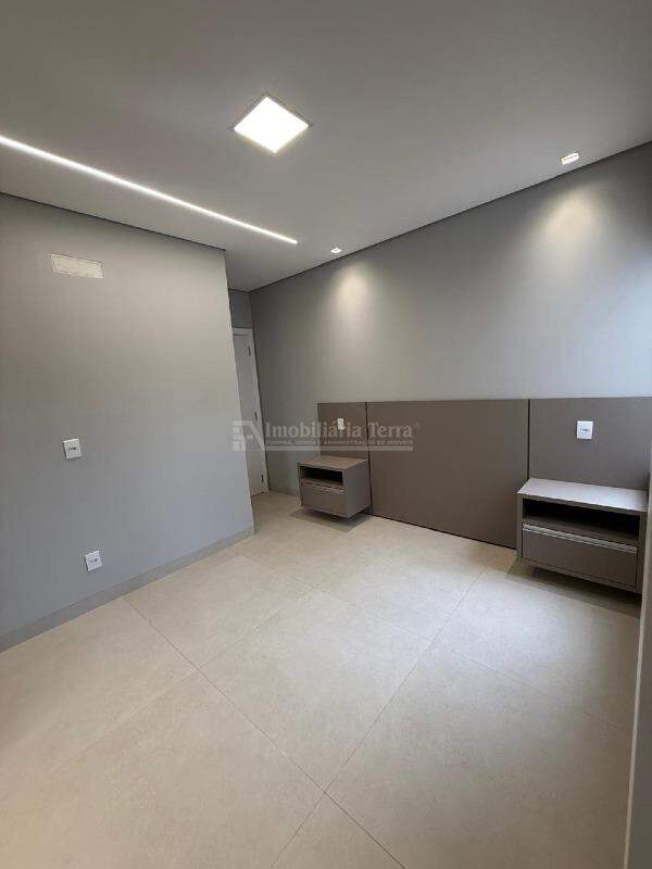 Casa com 3 quartos no Cidade Jardim I em Dourados/MS — foto 13