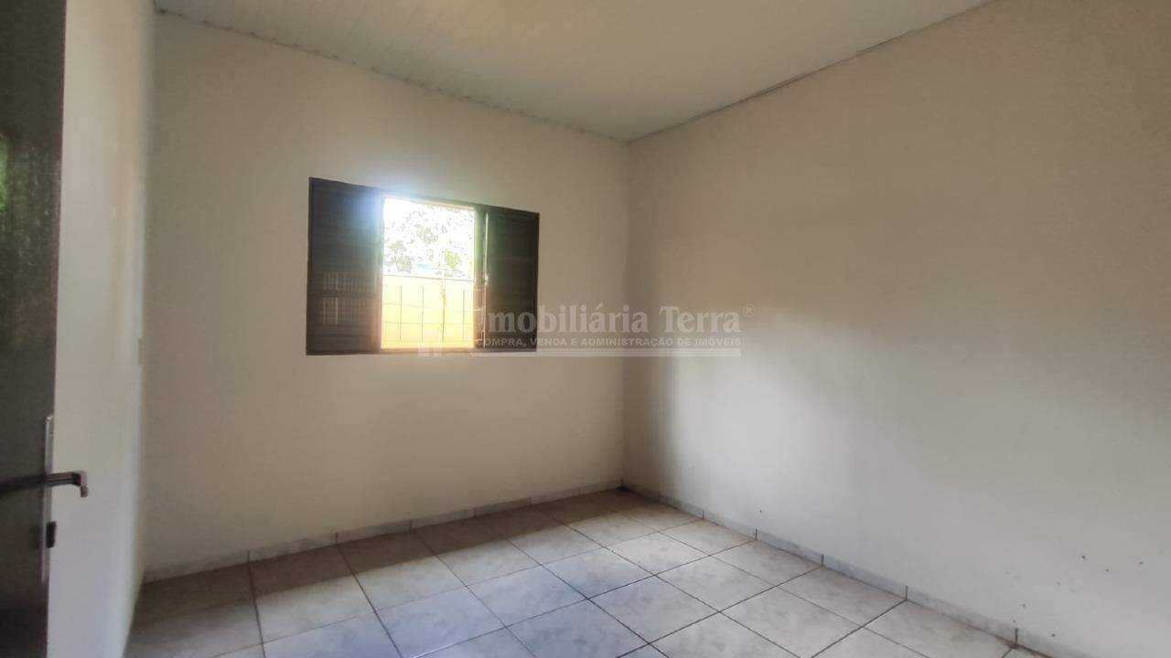 Kitnet com 2 quartos no Vila Cuiabá em Dourados/MS — foto 3