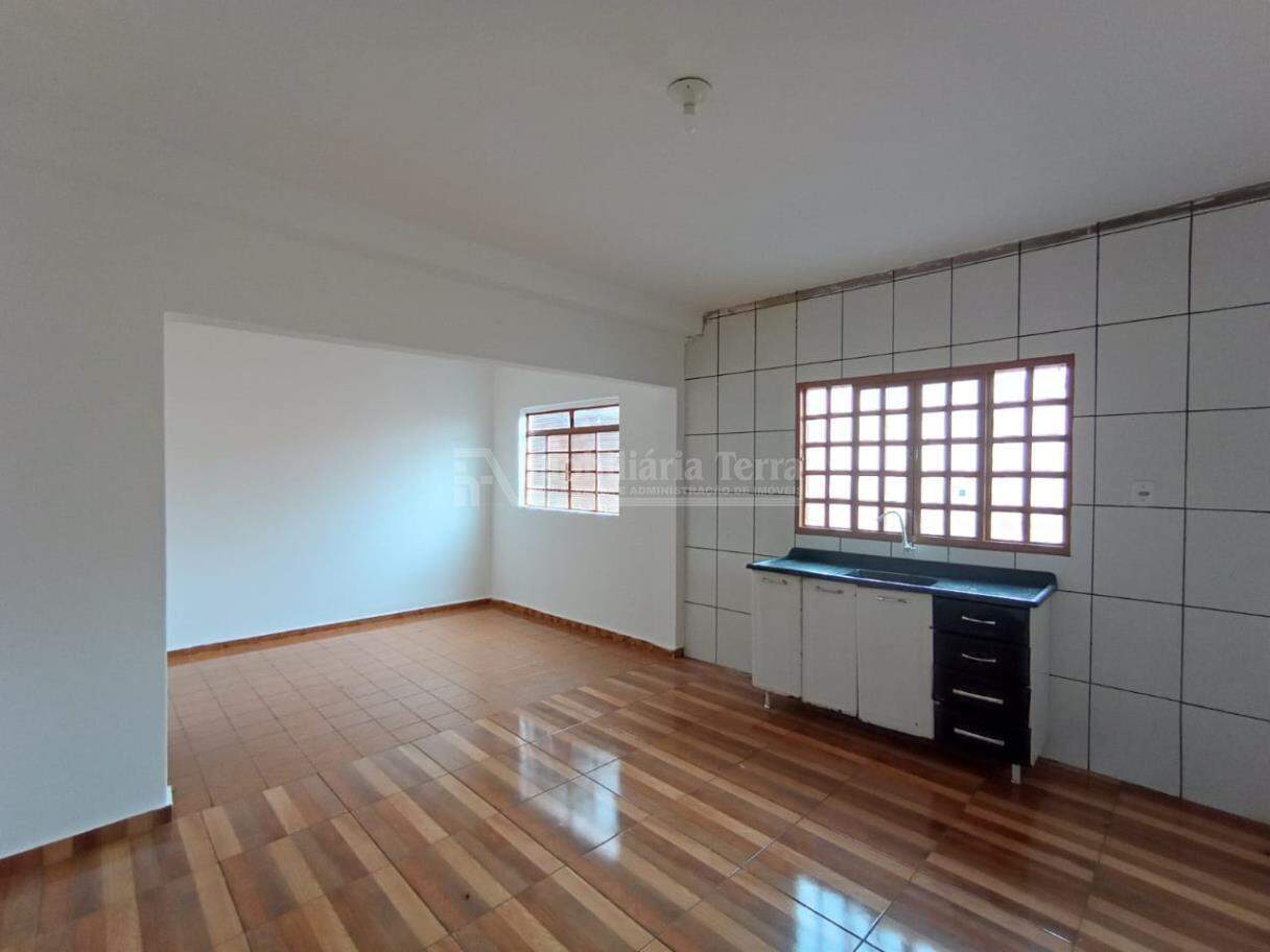 Casa com 3 quartos no Vila Ubiratan em Dourados/MS — foto 3
