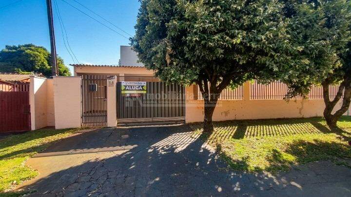 Casa com 3 quartos no Vila Ubiratan em Dourados/MS — foto 1
