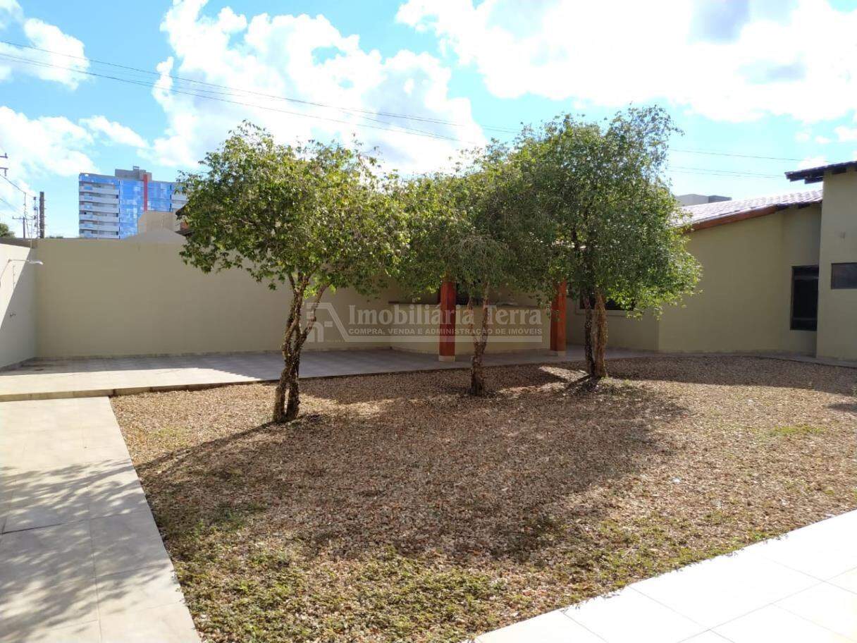 Casa com 5 quartos no Jardim Central em Dourados/MS — foto 2