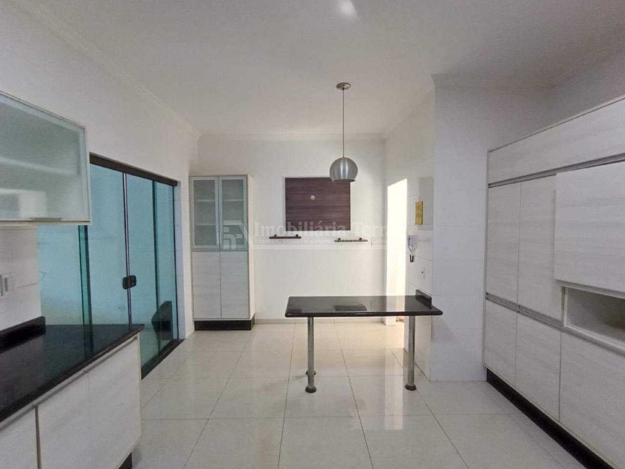 Casa com 4 quartos no Portal de Dourados em Dourados/MS — foto 4