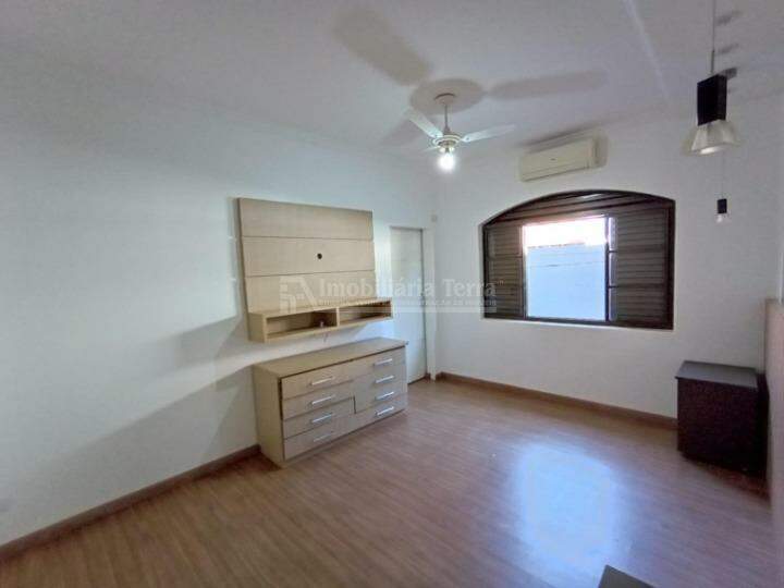 Casa com 4 quartos no Portal de Dourados em Dourados/MS — foto 13