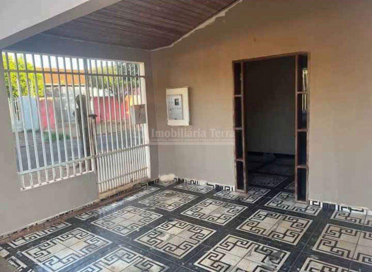 Casa com 2 quartos no Conjunto Habitacional Izidro Pedroso em Dourados/MS — foto 2