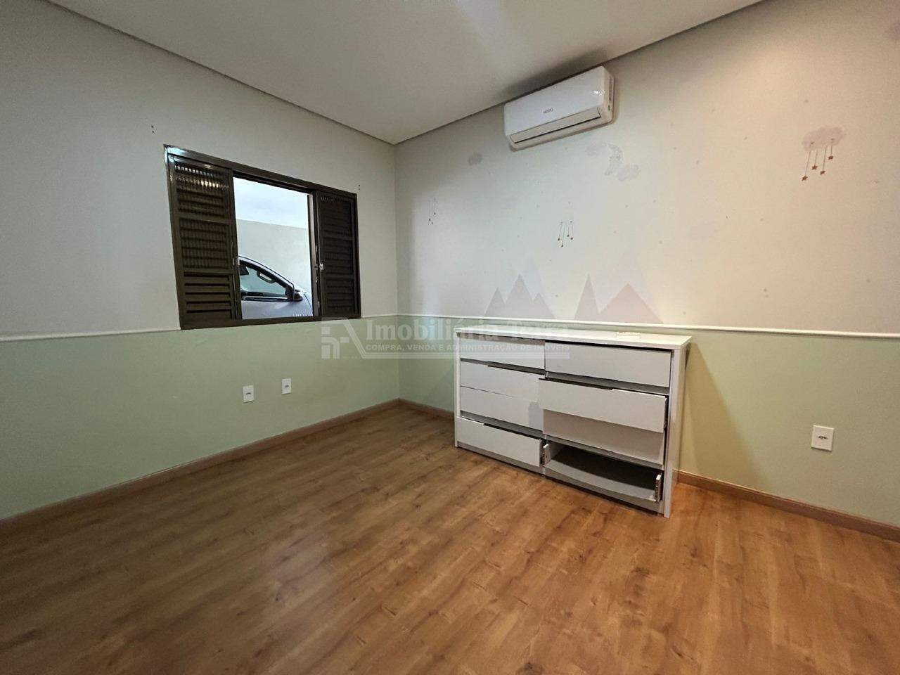 Casa com 3 quartos no Bnh I Plano em Dourados/MS — foto 9