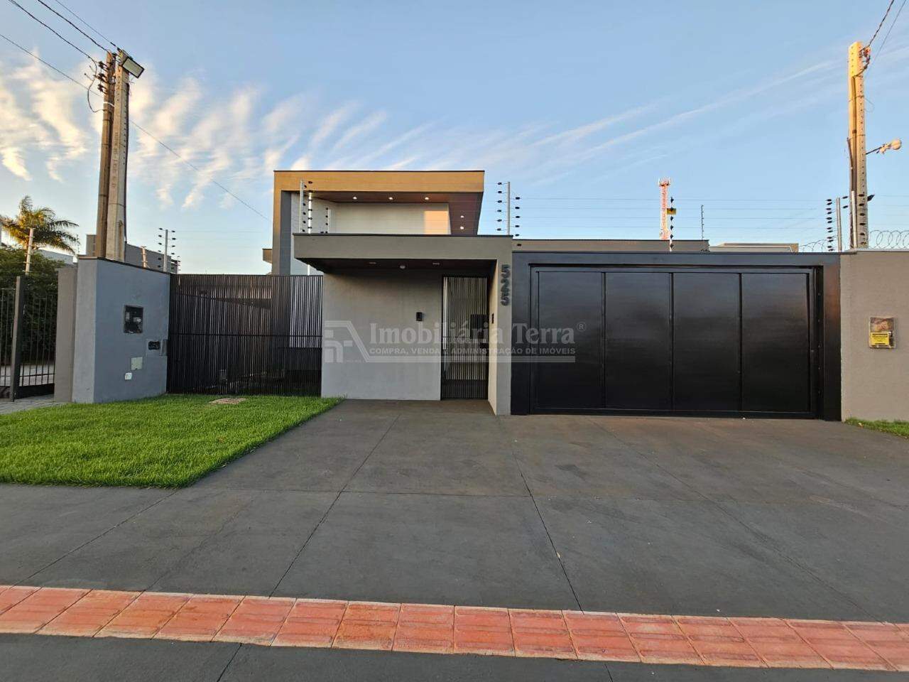Casa no Jardim Mônaco em Dourados/MS — foto 1