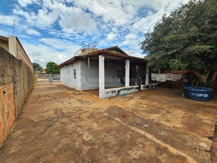 Casa com 2 quartos no Bnh IV Plano em Dourados/MS — foto 3