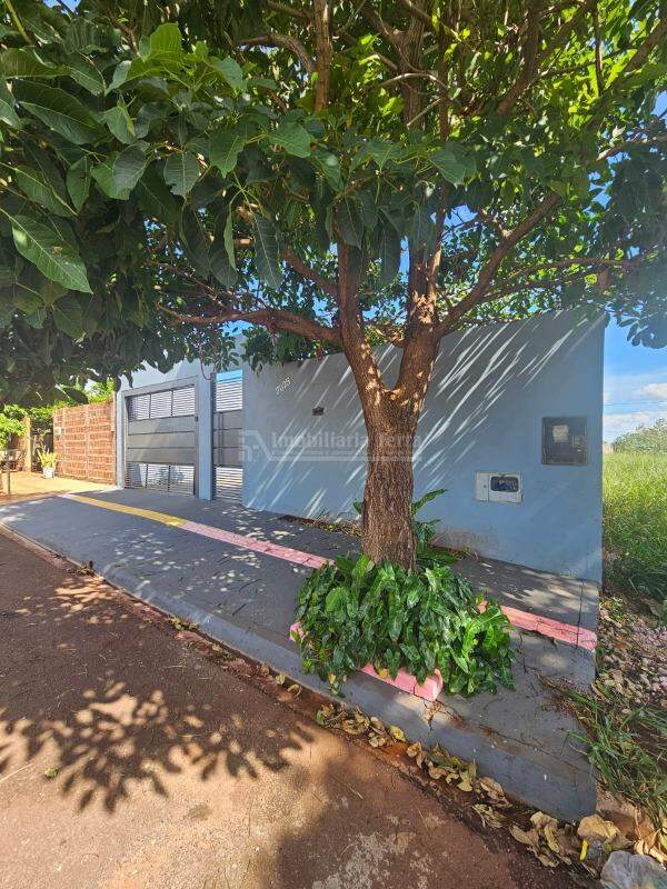 Casa com 2 quartos no Cidade Jardim I em Dourados/MS — foto 2