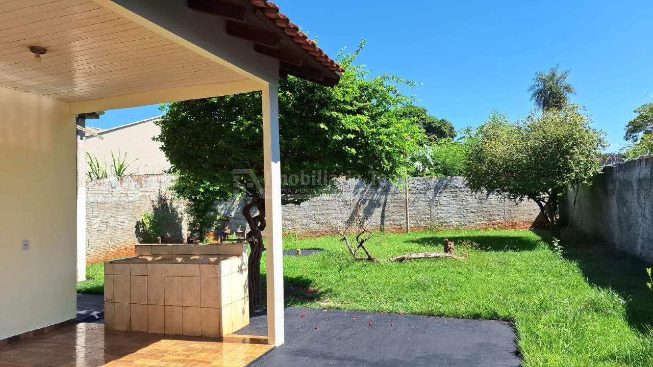 Casa com 3 quartos no Jardim Ouro Verde em Dourados/MS — foto 10
