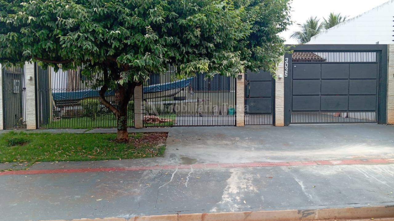 Casa com 3 quartos no Jardim Colibri em Dourados/MS — foto 1