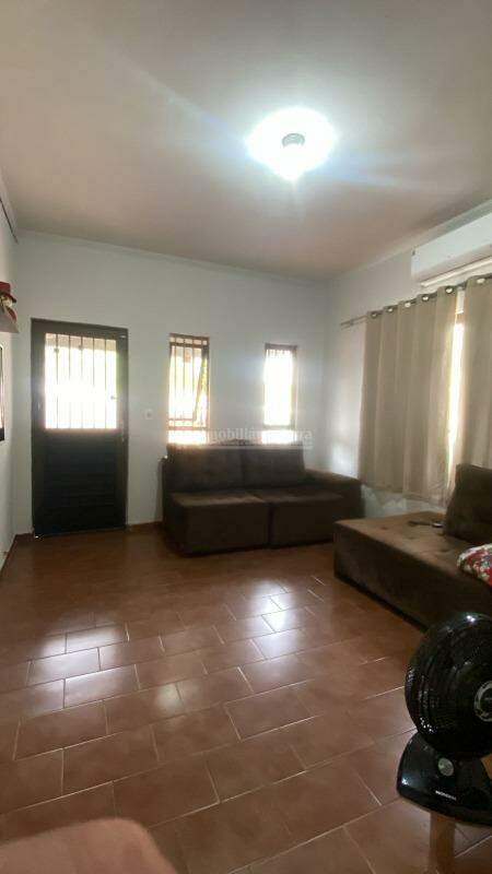 Casa com 3 quartos no Jardim Florida II em Dourados/MS — foto 3