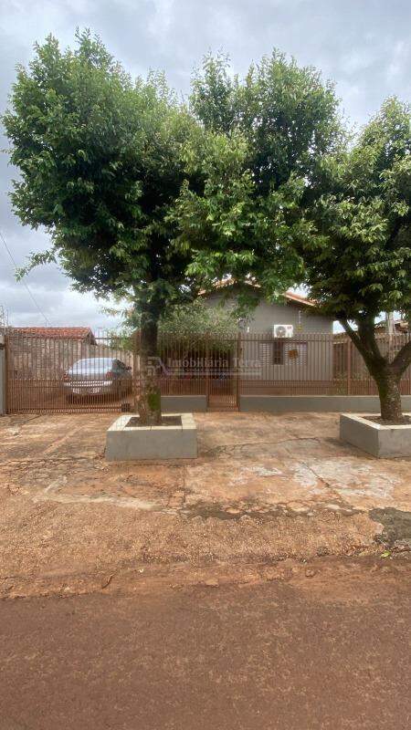 Casa com 3 quartos no Jardim Florida II em Dourados/MS — foto 1