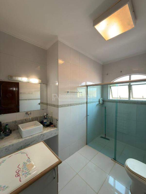 Casa com 3 quartos no BNH II Plano em Dourados/MS — foto 12