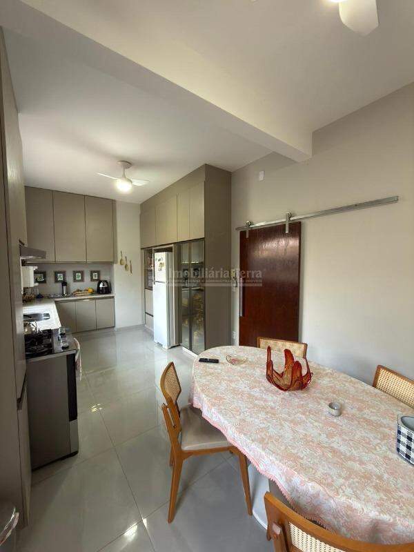 Casa com 3 quartos no BNH II Plano em Dourados/MS — foto 5