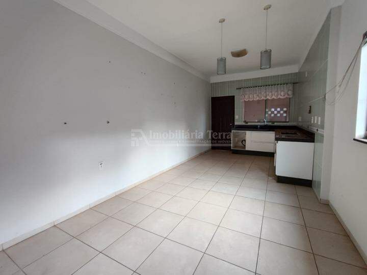 Casa com 3 quartos no Jardim Central em Dourados/MS — foto 4