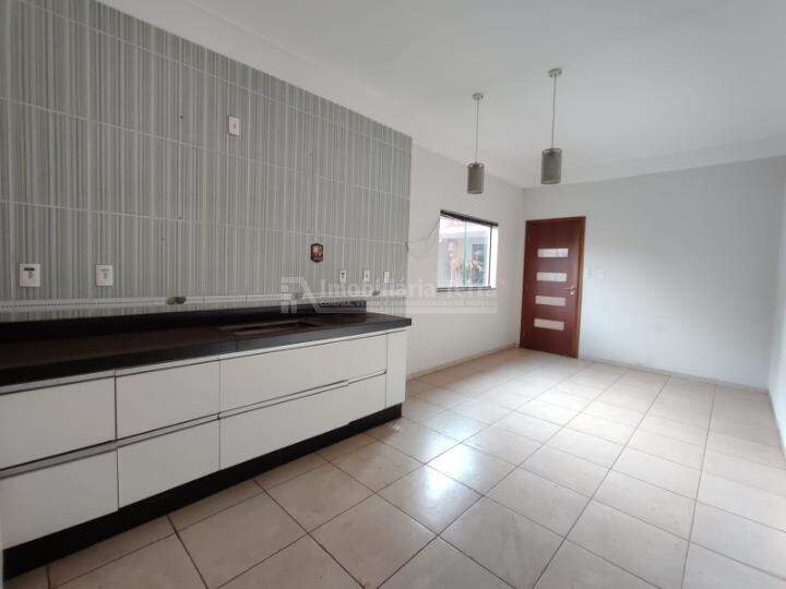 Casa com 3 quartos no Jardim Central em Dourados/MS — foto 3