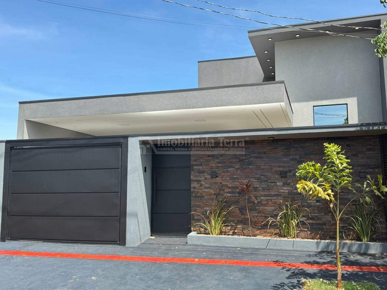 Casa com 3 quartos no Cidade Jardim I em Dourados/MS — foto 2