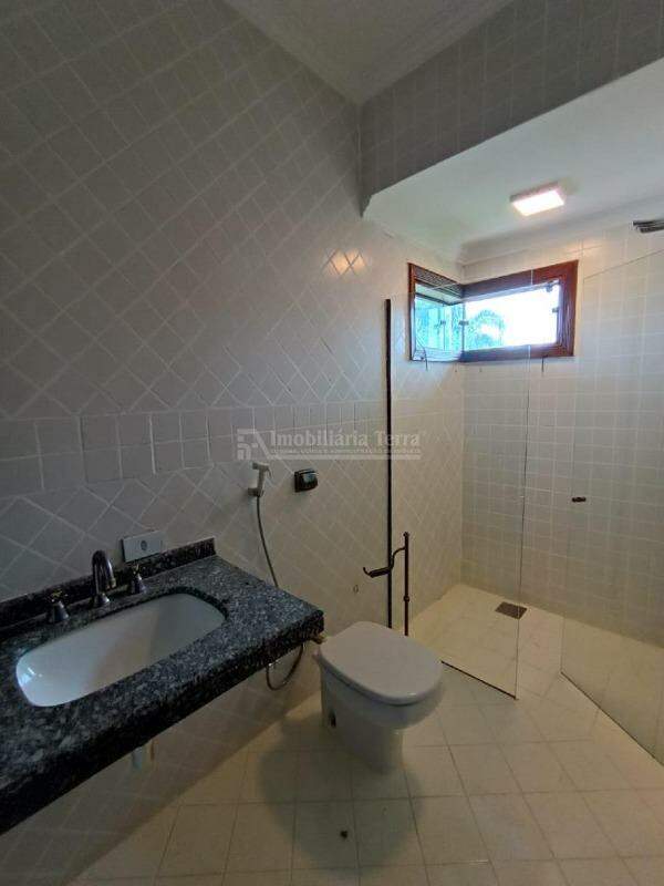 Casa com 3 suítes no Jardim Girassol em Dourados/MS — foto 18