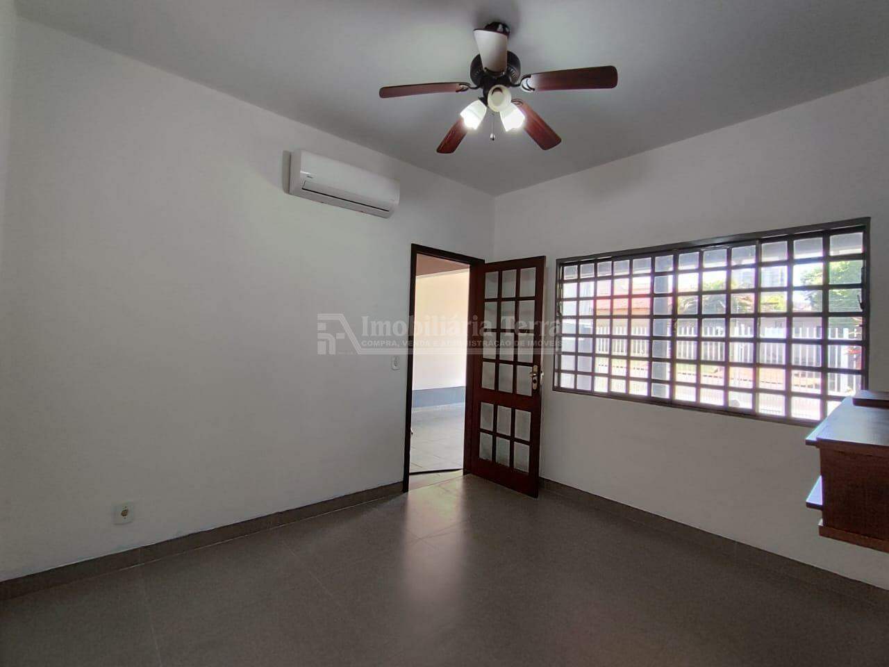 Casa com 3 quartos no Jardim Climax em Dourados/MS — foto 3