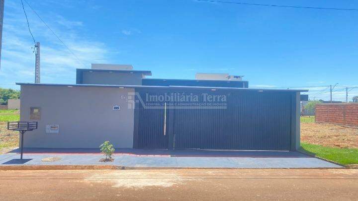 Casa com 3 quartos no Cidade Jardim II em Dourados/MS — foto 1
