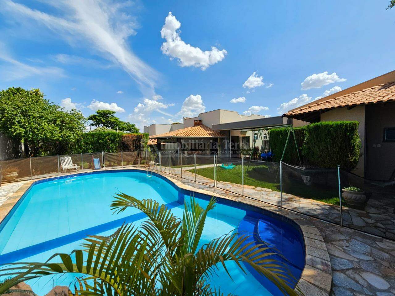 Casa com 4 quartos no Jardim Europa em Dourados/MS — foto 4