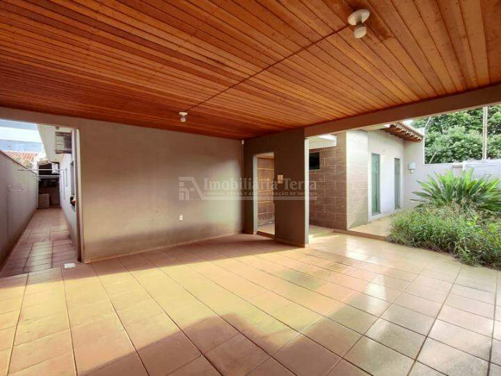 Casa com 3 quartos no Jardim Central em Dourados/MS — foto 2