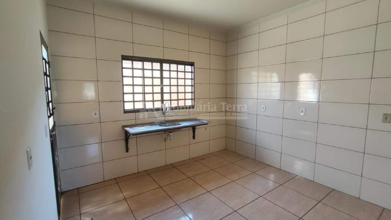 Casa com 2 quartos no Vila Industrial em Dourados/MS — foto 2