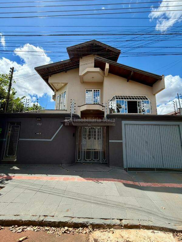 Casa com 3 quartos no COHAB II em Dourados/MS — foto 1
