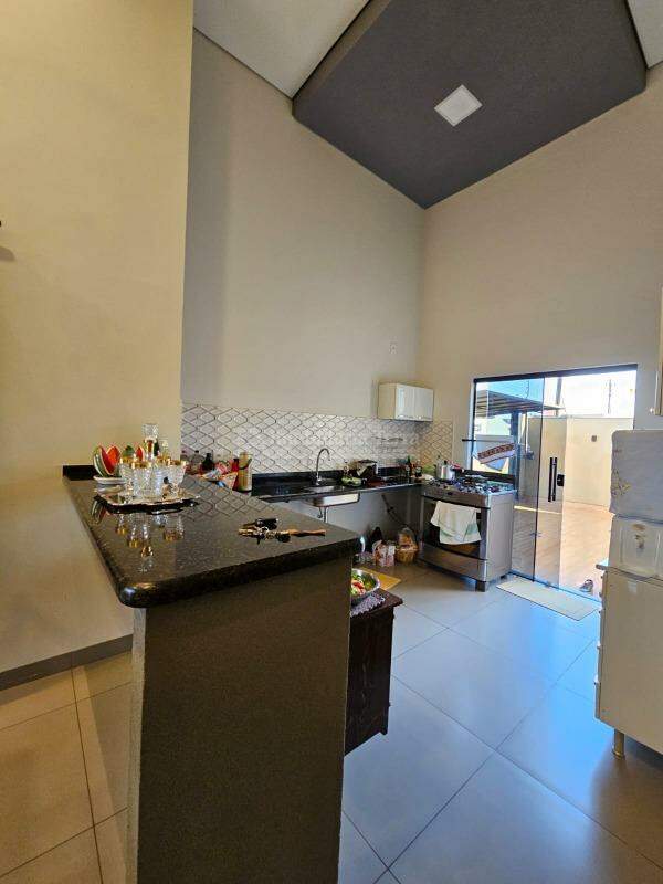 Casa com 3 quartos no Monte Carlo em Dourados/MS — foto 4