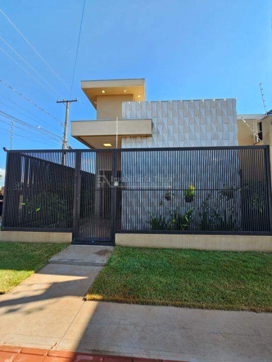 Casa com 3 quartos no Monte Carlo em Dourados/MS — foto 1
