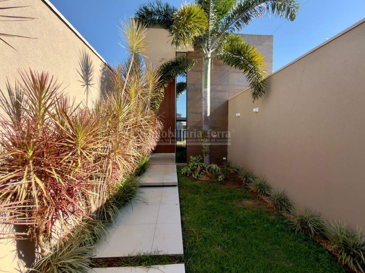 Casa com 3 quartos no Santa Fé em Dourados/MS — foto 2