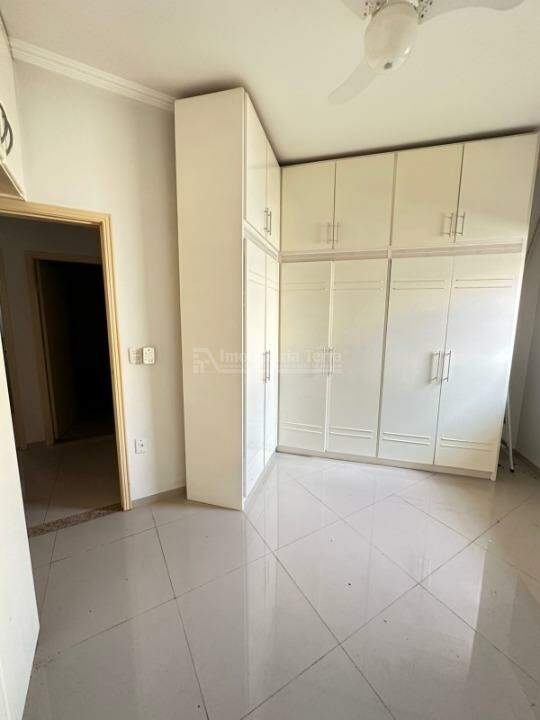 Casa com 3 quartos no Jardim Girassol em Dourados/MS — foto 7