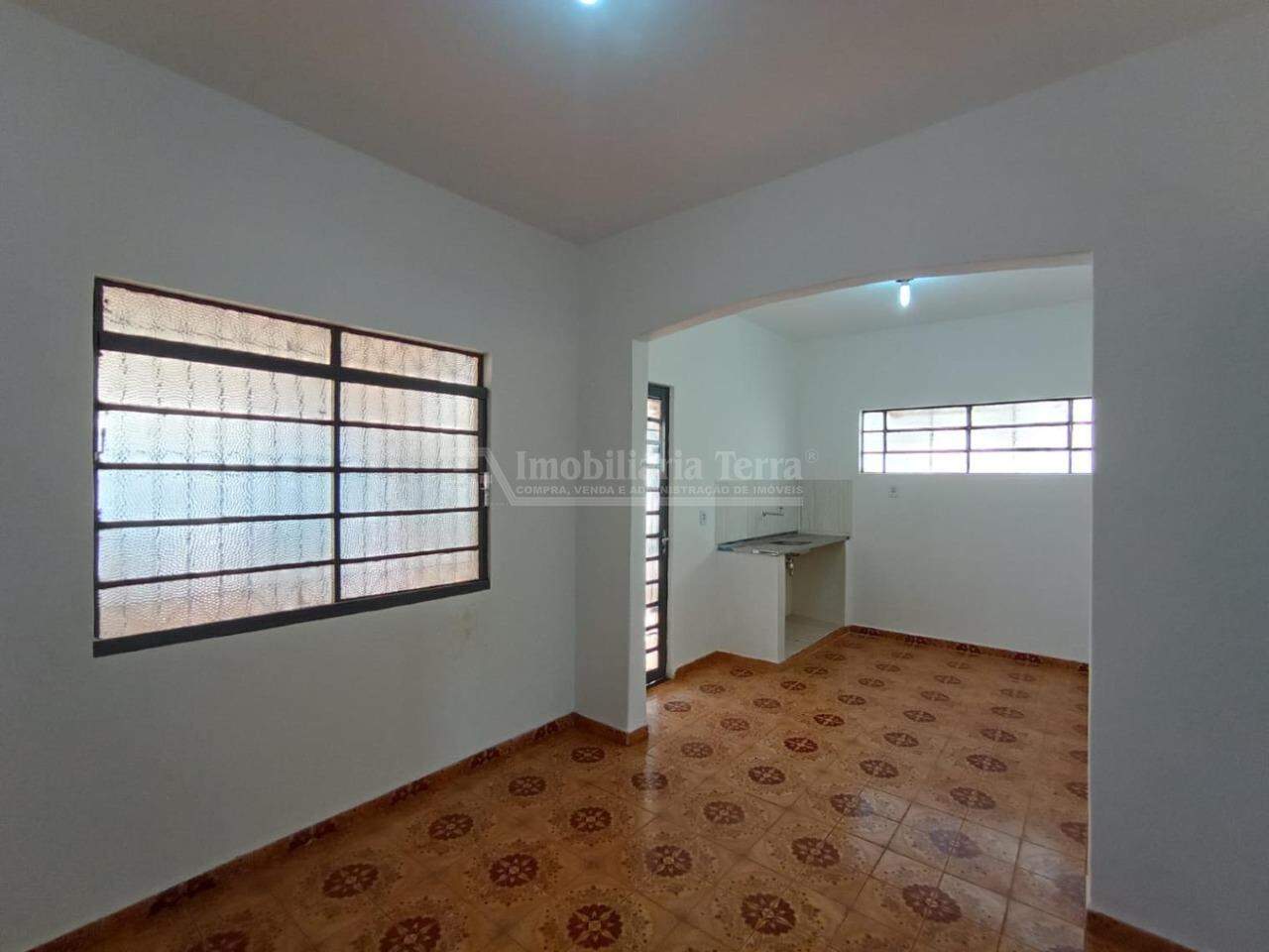 Casa com 3 quartos no BNH III Plano em Dourados/MS — foto 3