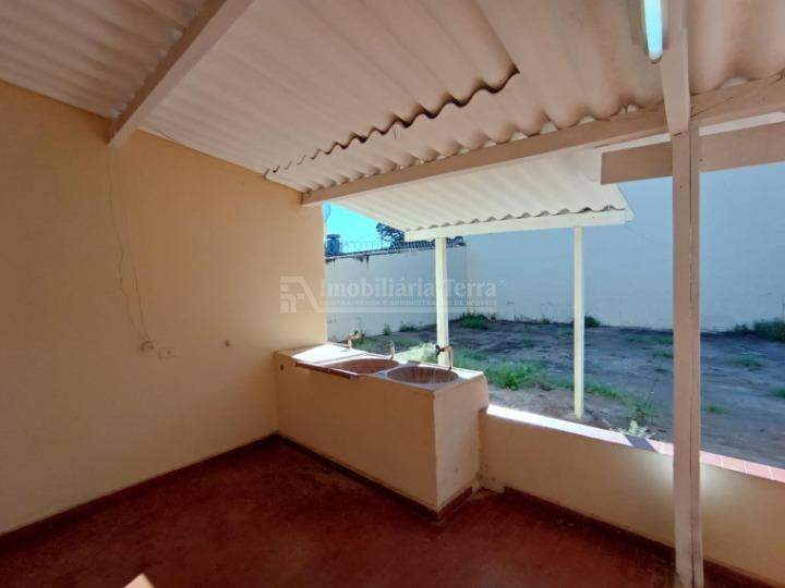 Casa com 3 quartos no BNH III Plano em Dourados/MS — foto 11