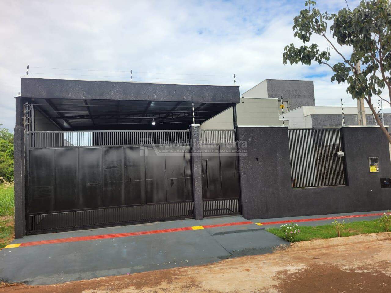 Casa com 3 quartos no Cidade Jardim II em Dourados/MS — foto 1