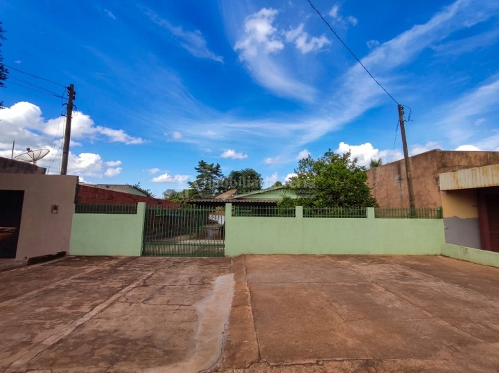 Casa com 2 quartos no Jardim Santa Maria em Dourados/MS — foto 1