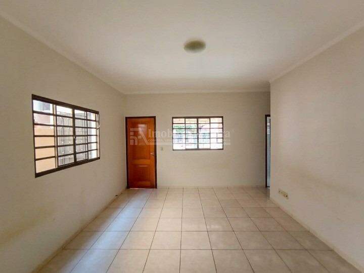 Casa com 3 quartos no Jardim América em Dourados/MS — foto 3