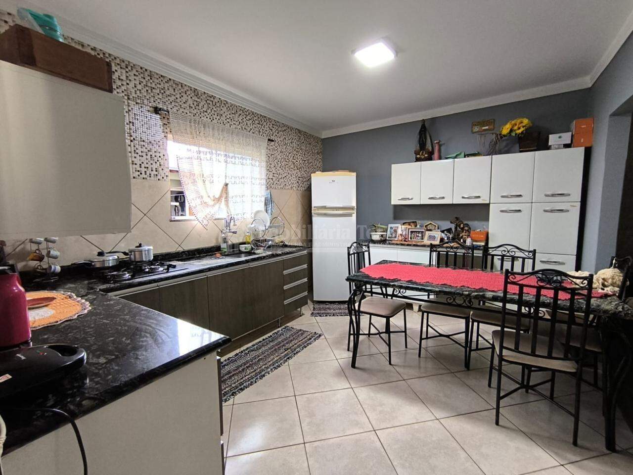 Casa com 3 quartos no Jardim Água Boa em Dourados/MS — foto 7
