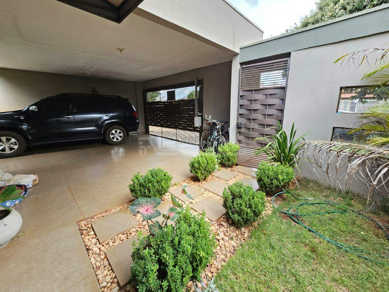 Casa com 3 quartos no Parque Alvorada em Dourados/MS — foto 2