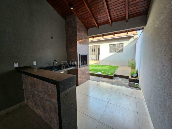 Casa com 5 quartos no Vila São Luiz em Dourados/MS — foto 4