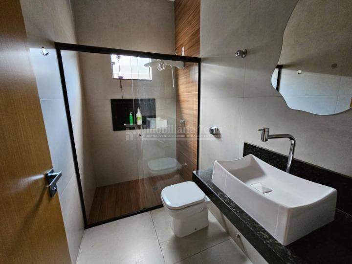 Casa com 5 quartos no Vila São Luiz em Dourados/MS — foto 12