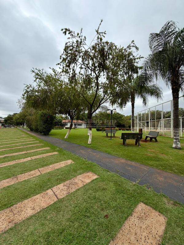 Casa com 3 quartos no Jardim Novo Horizonte em Dourados/MS — foto 2