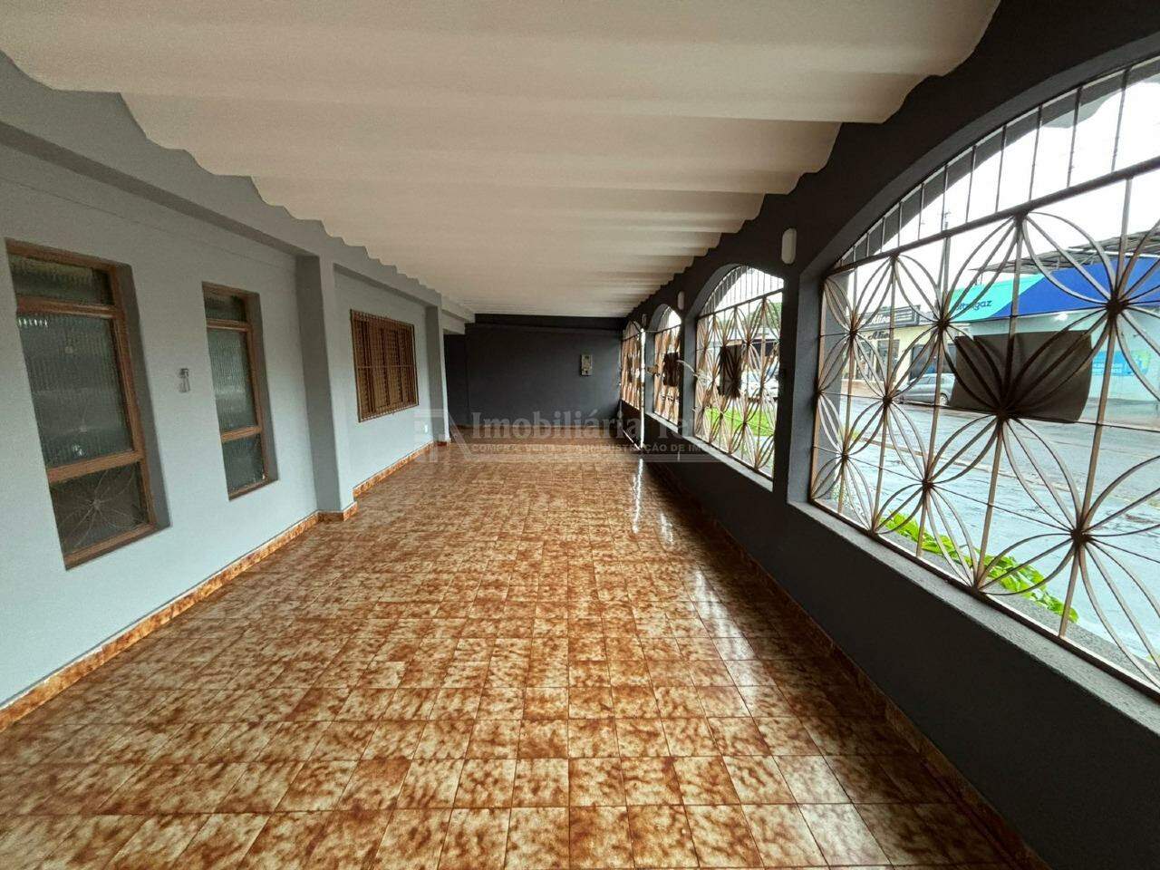 Casa com 6 quartos no Jardim Paulista em Dourados/MS — foto 2