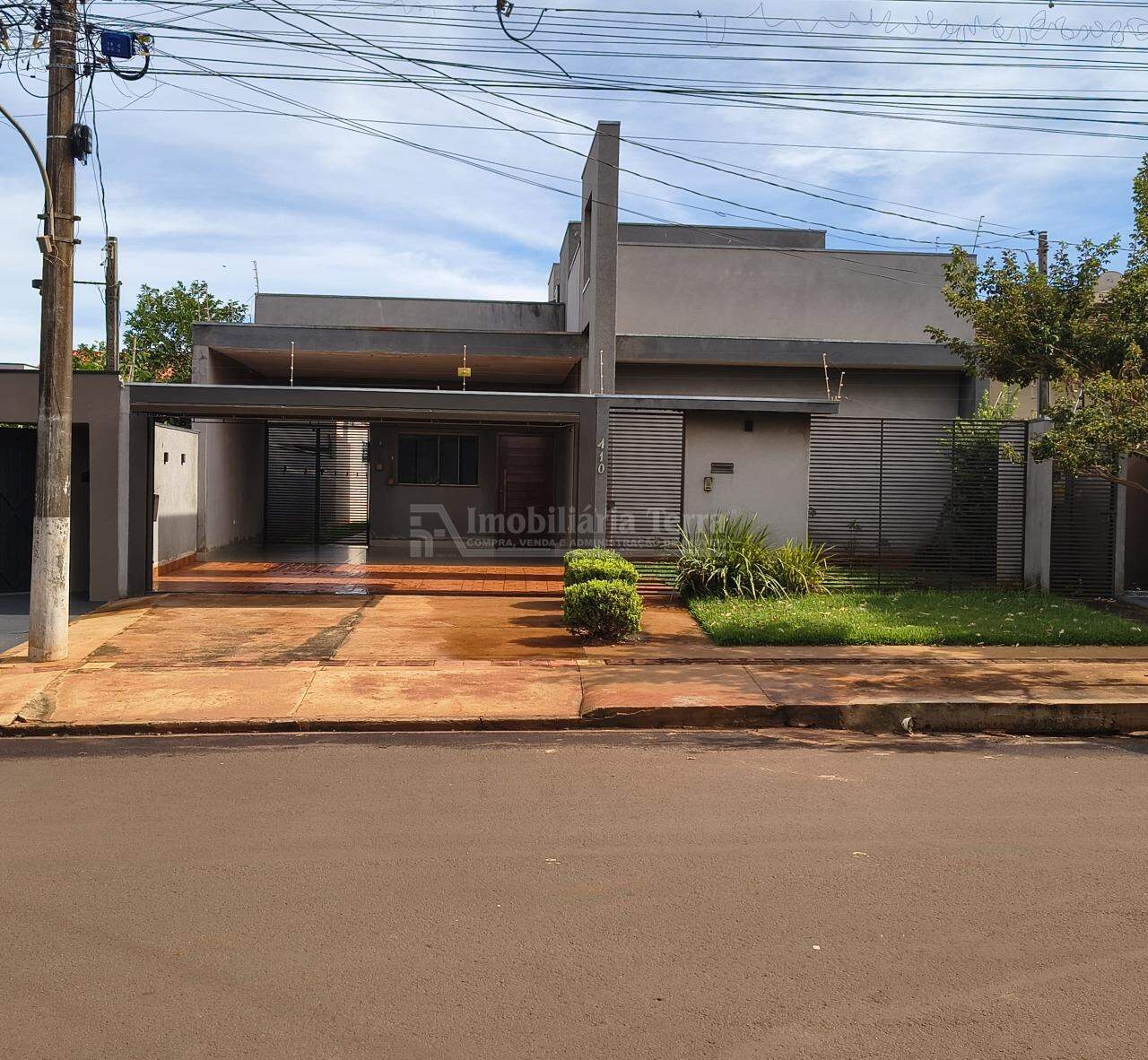 Casa com 3 quartos no Altos Do Indaiá em Dourados/MS — foto 1