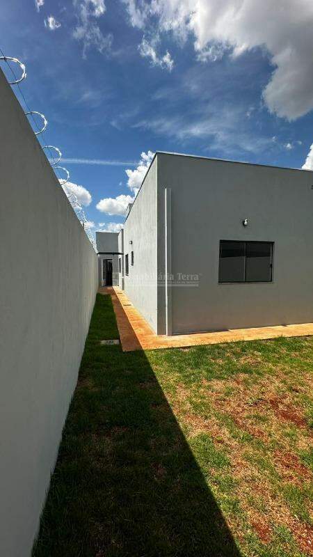Casa com 3 quartos no Monte Carlo em Dourados/MS — foto 12