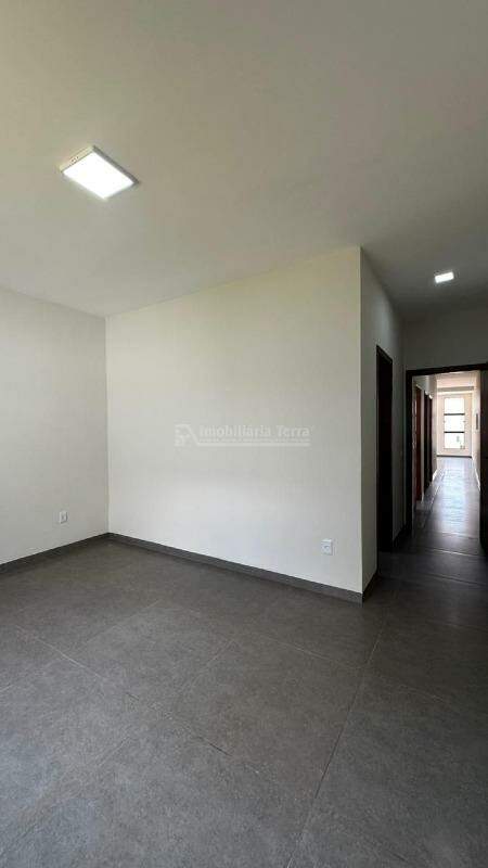 Casa com 3 quartos no Monte Carlo em Dourados/MS — foto 4