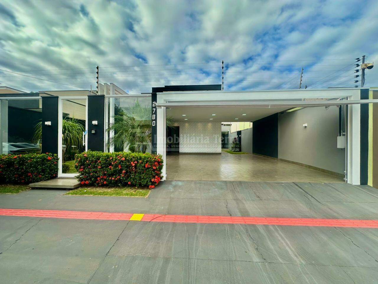 Casa com 3 quartos no Jardim Cristhais II em Dourados/MS — foto 1